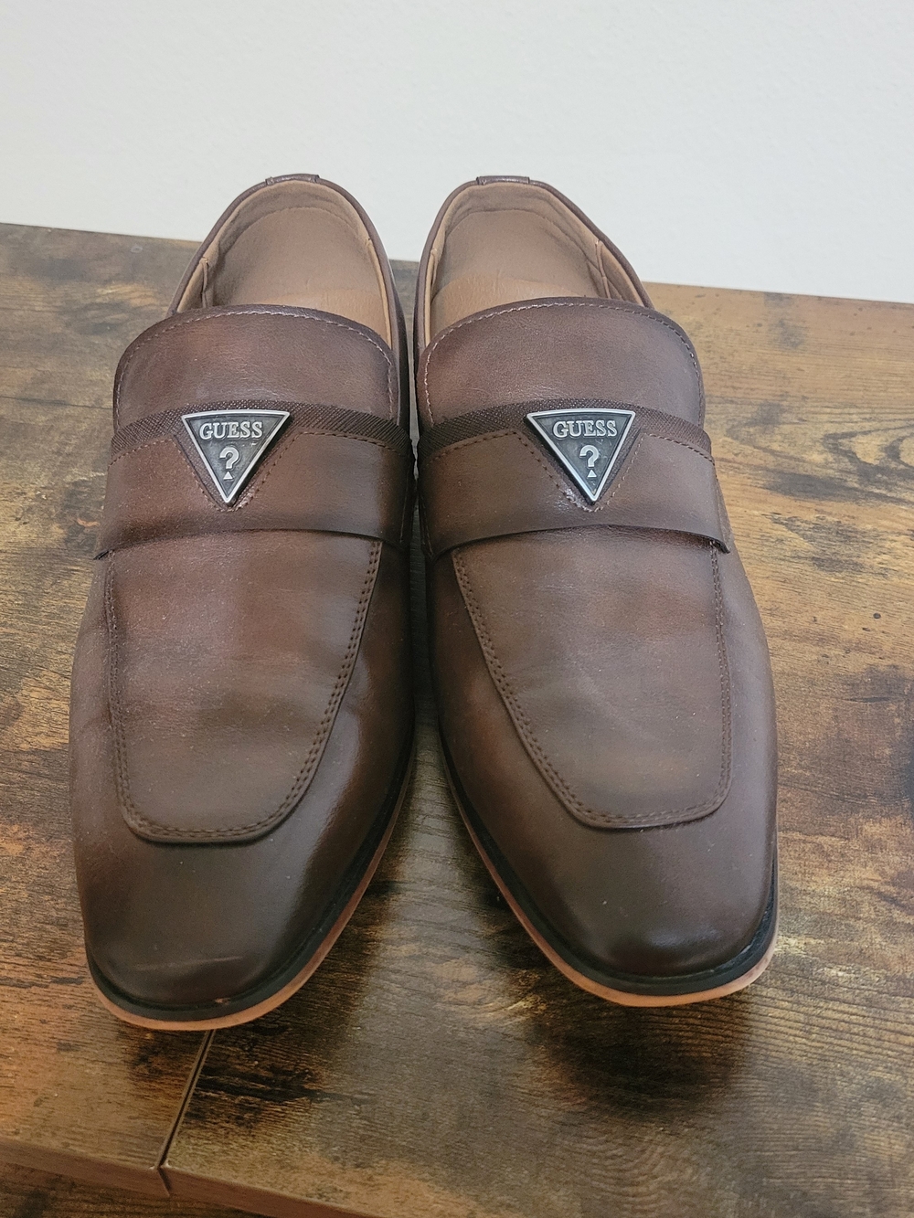 GUESS Men’s Brown Leather Slip-On Loafers